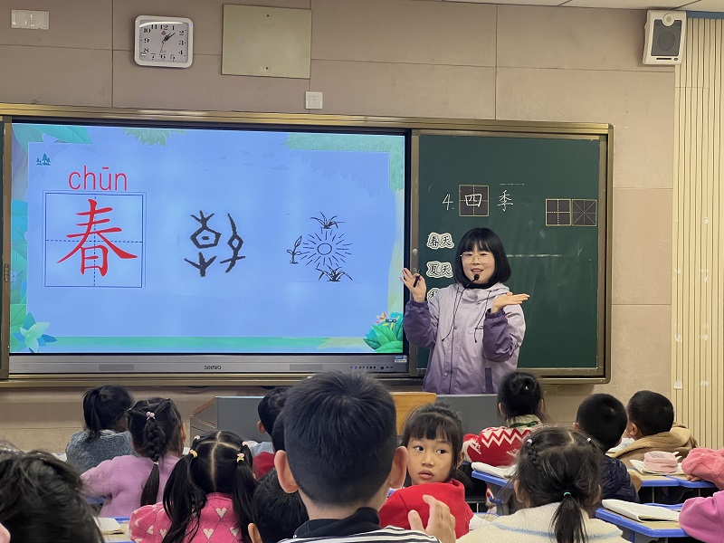 2丁艷執(zhí)教.jpg