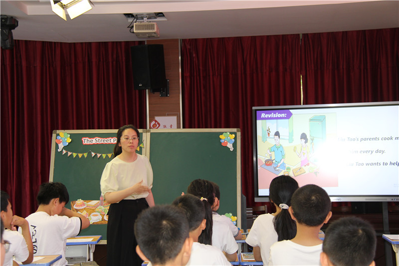 11：李陽上課.jpg